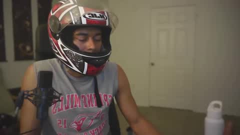 Snapshot of jerimiahjay chatting on February 27, 11:48 pm Jerimiah online show from February 27, 11:48 pm