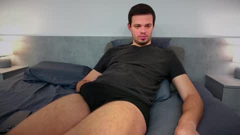 Snapshot of jerked_letto chatting on February 19, 9:49 am jerked_letto online show from February 19, 9:49 am