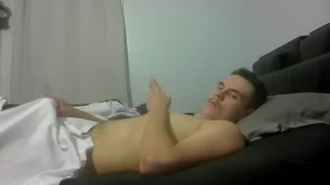 jerkjon1692 online show from February 17, 12:18 am