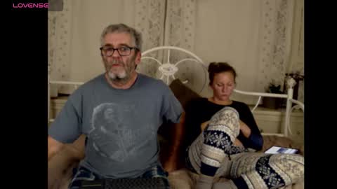 Snapshot of jerryfan239 chatting on December 3, 4:20 am jerryfan239 online show from December 3, 4:20 am