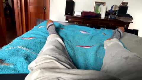 Jeremys room chill and puff one enjoy online show from December 2, 7:05 pm