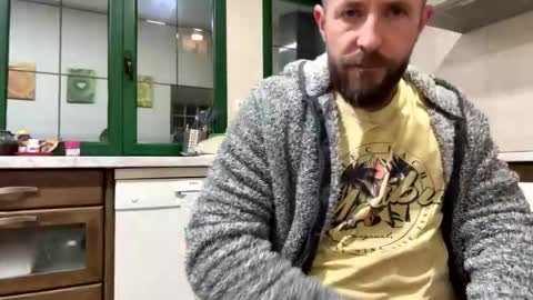 jesaj online show from January 6, 6:17 am