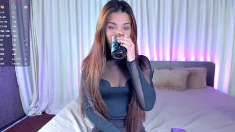 Snapshot of jesikalooove chatting on October 3, 6:43 am Jesika online show from October 3, 6:43 am