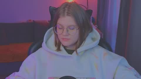  JessieVibes online show from March 15, 3:51 pm