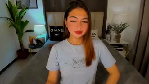 Jess online show from July 18, 1:43 am
