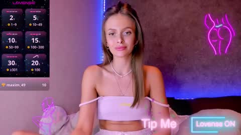 Snapshot of jess_kahawaty chatting on September 18, 9:39 pm Jess online show from September 18, 9:39 pm