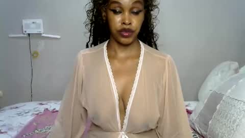 jessajoyy online show from June 6, 7:02 am