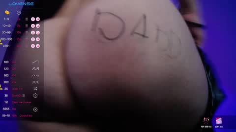 Snapshot of jesse_capelli chatting on January 29, 10:53 pm online show from January 29, 10:53 pm