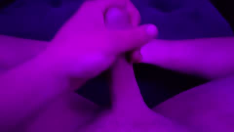 jesseboyy online show from May 8, 3:01 am