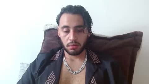 Angel  Demon online show from February 5, 7:29 pm