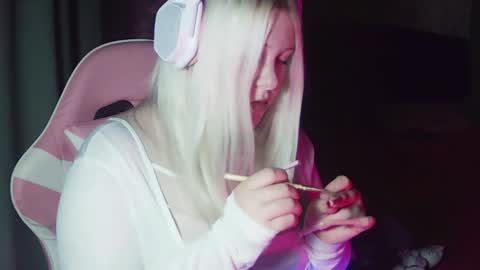 Snapshot of jessiangels chatting on October 30, 7:14 pm jessiangels online show from October 30, 7:14 pm