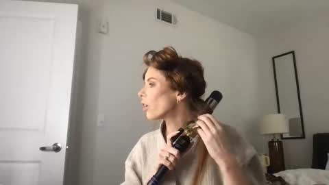 Snapshot of jessica_aaren chatting on March 29, 7:47 pm Jessica Aaren online show from March 29, 7:47 pm