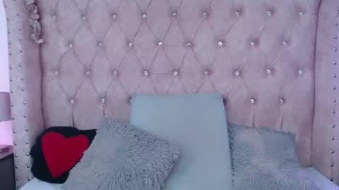 Jessica  online show from November 8, 6:07 pm