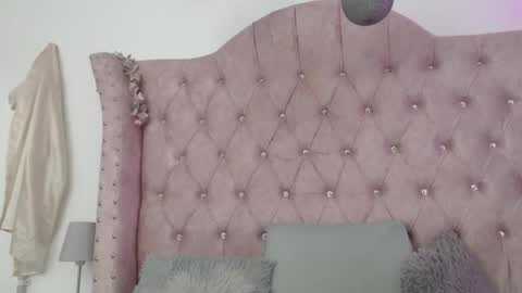 Jessica  online show from February 15, 5:09 pm