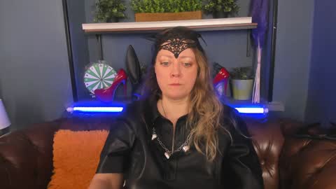 Jessica online show from February 8, 10:07 am