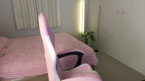 Jessy online show from June 17, 3:31 am