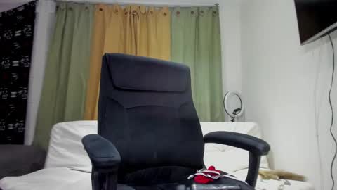 Snapshot of jessica_rabbit777_ chatting on February 4, 12:19 am jessica_rabbit777_ online show from February 4, 12:19 am