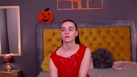 Jessica White online show from December 2, 3:56 am