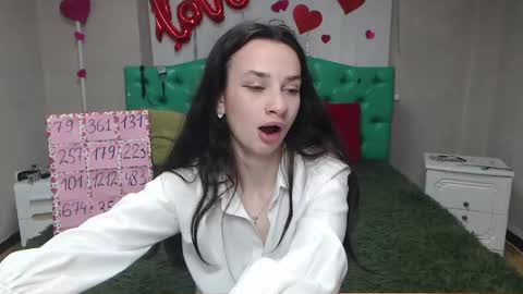 JessicaBreez online show from May 13, 5:16 am