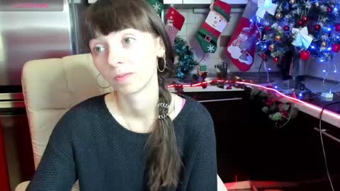 jessicaforris online show from December 12, 7:41 am