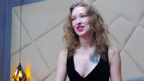 Jessica online show from February 2, 4:00 pm