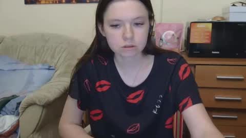 jessicaholland1 online show from May 31, 6:09 pm