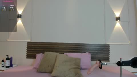 Jessica online show from September 15, 2:28 pm