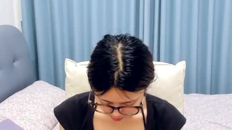 jessicalena online show from May 7, 11:21 pm
