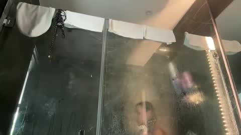 Jessica Parker online show from December 13, 7:42 pm