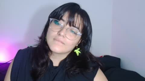 jessicared18 online show from October 21, 2:18 pm