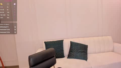 Snapshot of jessicawilliams1 chatting on January 24, 4:49 pm JESS online show from January 24, 4:49 pm