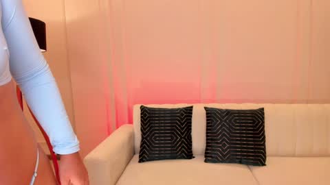 Snapshot of jessicawilliams1 chatting on February 4, 4:39 pm JESS online show from February 4, 4:39 pm