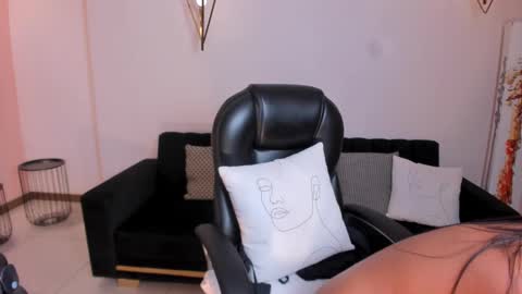 Snapshot of jessicawilliams1 chatting on March 5, 4:35 pm JESS online show from March 5, 4:35 pm