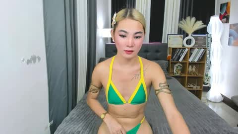 Your naughty Jessie online show from May 16, 10:36 am
