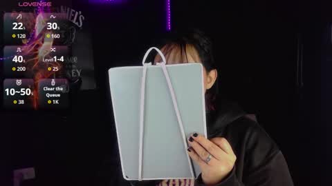 jessie_wild online show from October 19, 5:30 am