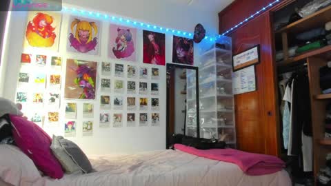 Your Sweet Angel online show from April 10, 5:39 pm