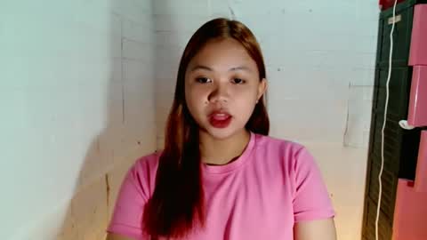 Snapshot of jessiefoxx0 chatting on December 16, 4:56 pm Jessie online show from December 16, 4:56 pm