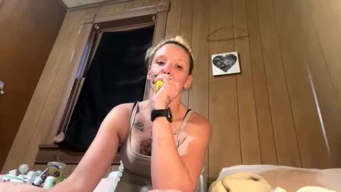 Wonderland online show from December 11, 8:50 pm