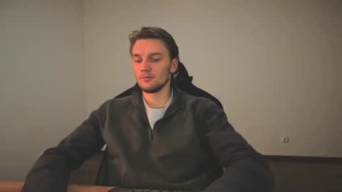 Snapshot of jessierise chatting on October 9, 8:29 pm JessieRise online show from October 9, 8:29 pm