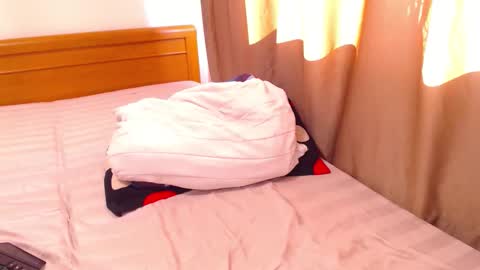 Snapshot of jessiestar3 chatting on March 14, 11:37 am jessiestar3 online show from March 14, 11:37 am