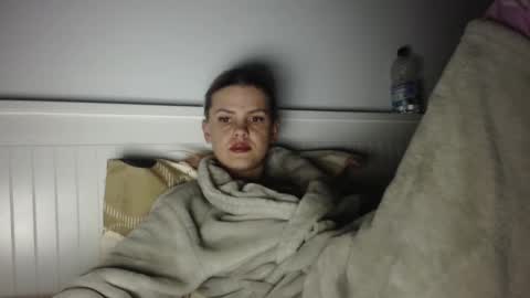 Snapshot of jessiexryan chatting on January 19, 3:43 am jessieryan online show from January 19, 3:43 am