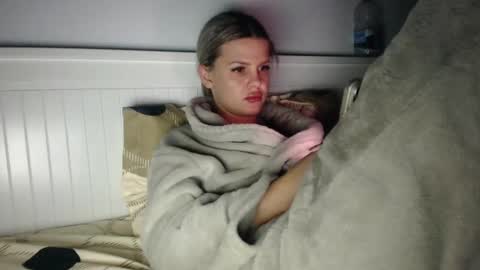 Snapshot of jessiexryan chatting on February 2, 4:27 pm jessieryan online show from February 2, 4:27 pm