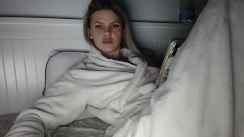 Snapshot of jessiexryan chatting on February 11, 3:55 am jessieryan online show from February 11, 3:55 am