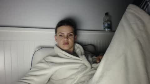 Snapshot of jessiexryan chatting on February 21, 4:24 am jessieryan online show from February 21, 4:24 am