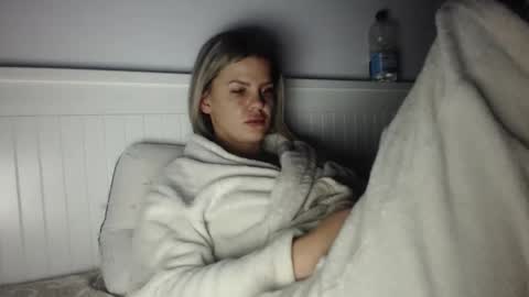 Snapshot of jessiexryan chatting on February 23, 4:43 am jessieryan online show from February 23, 4:43 am