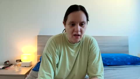 Snapshot of jessika97 chatting on June 18, 6:13 am jessika97 online show from June 18, 6:13 am