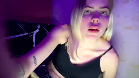 jessika_evans online show from November 28, 9:28 pm