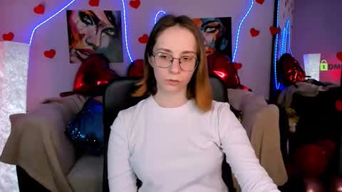 Snapshot of jessika_moon_ chatting on February 14, 10:12 am Jessi online show from February 14, 10:12 am