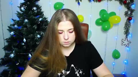 Snapshot of jessikadaniels chatting on January 9, 7:10 am Jess online show from January 9, 7:10 am