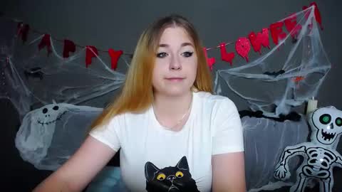 Jess online show from October 27, 7:23 am